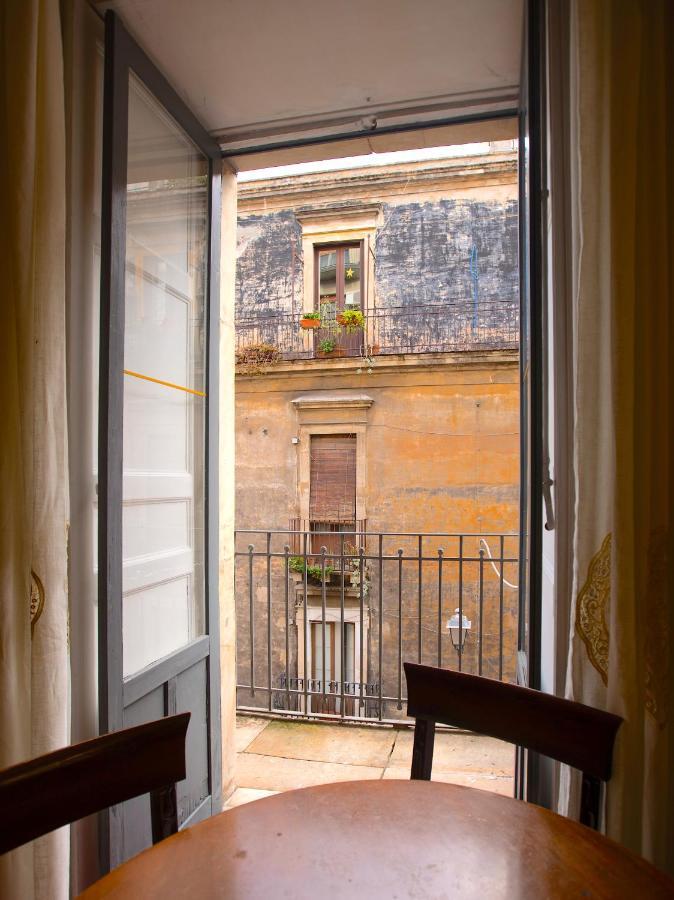 Dimora Pacini Apartamento Catânia Exterior foto